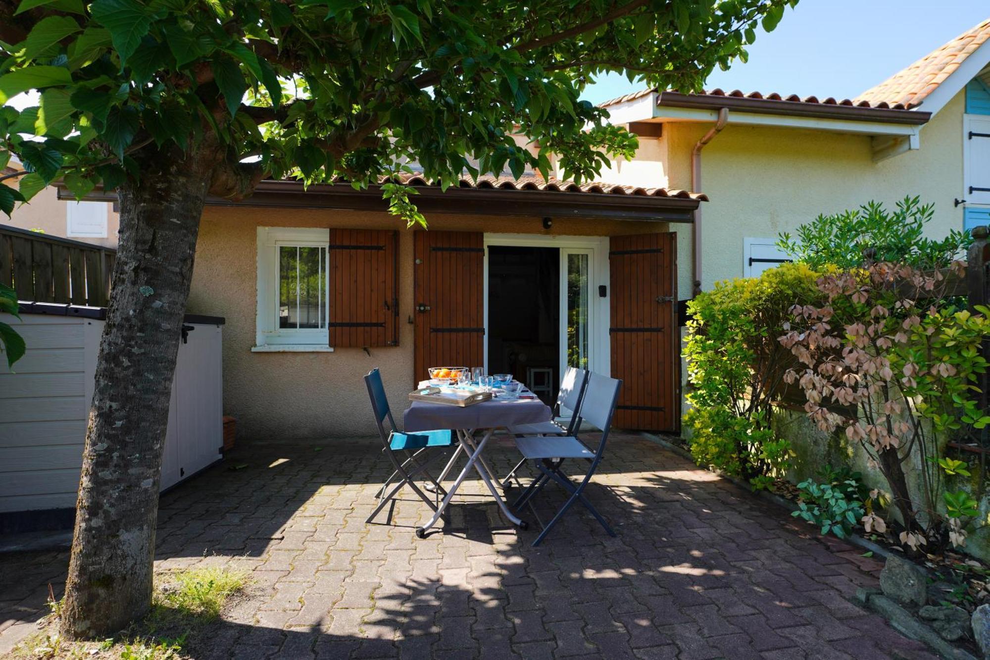 Maisonnette Au Pied De L'Ocean Avec Terrasse Biscarrosse Exterior photo